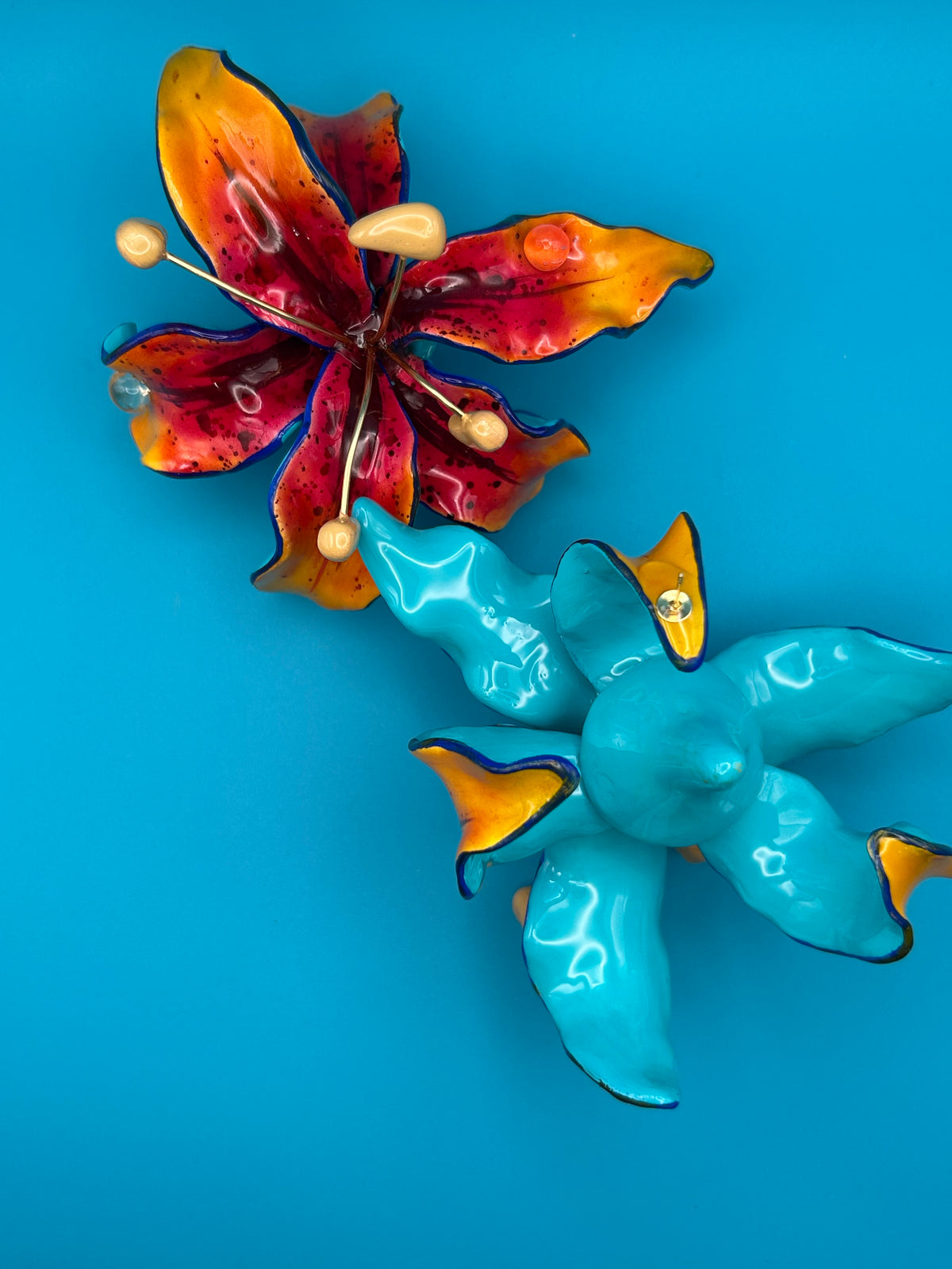 Lillies customs