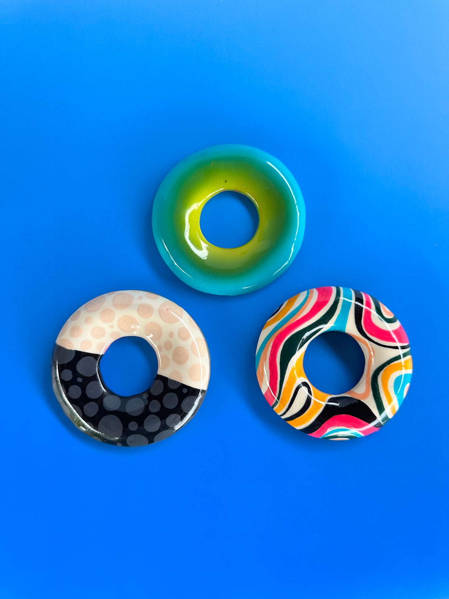 Loop and hoop customs