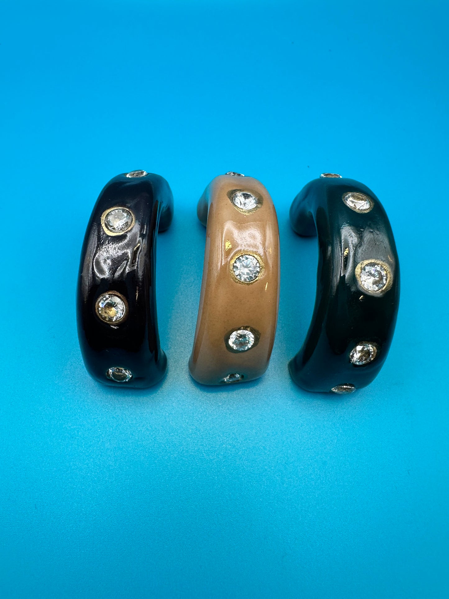 Bling bling loop and hoop