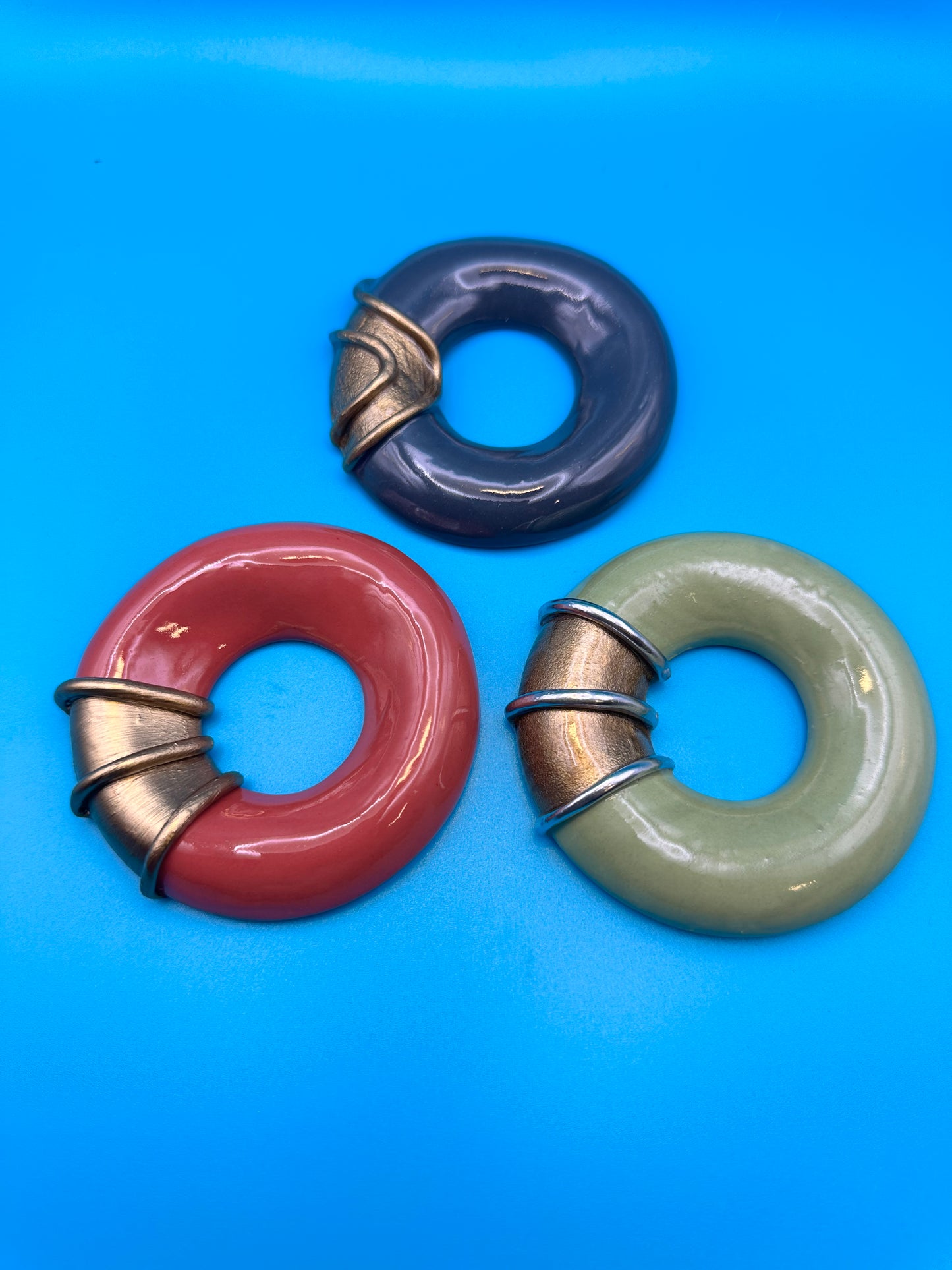 Bling bling loop and hoop