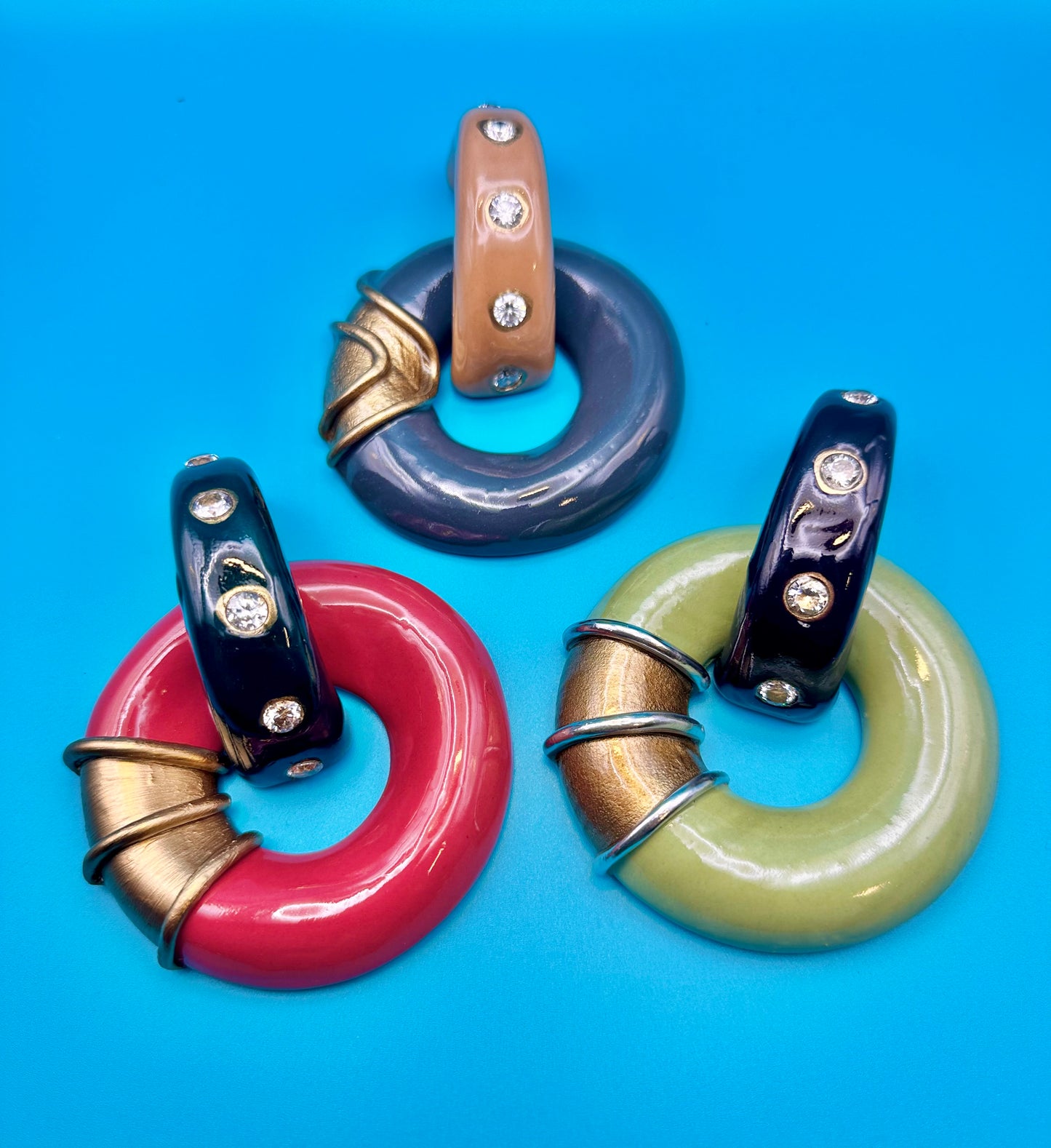 Bling bling loop and hoop